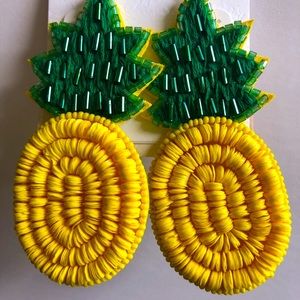 New exotic🍍 earrings-pierced-statement piece